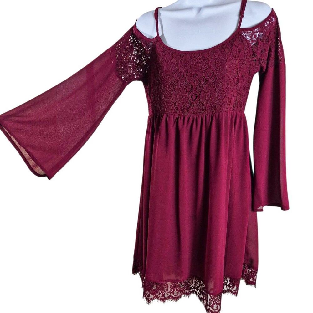 Altar'd State S Coquette Burgundy Lace Bell Sleeve Cold Shoulder Boho Midi Dress - Picture 3 of 10
